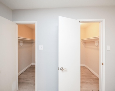 2903 Pepper Wood - Photo Thumbnail 18
