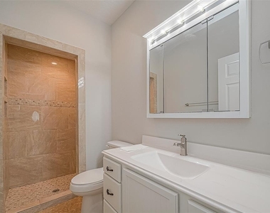 3103 Indian Mound Trail - Photo Thumbnail 10