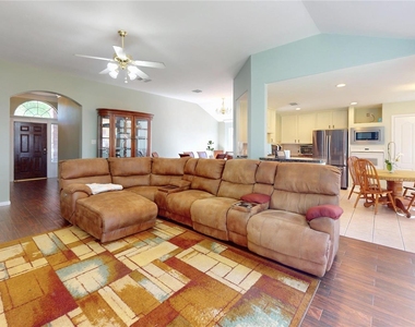 6014 Knollwood Trail - Photo Thumbnail 7