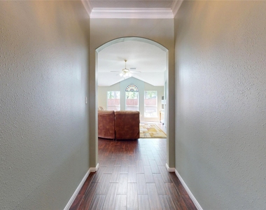 6014 Knollwood Trail - Photo Thumbnail 5