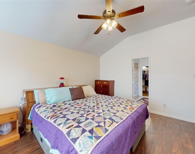 6014 Knollwood Trail - Photo Thumbnail 14