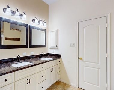 6014 Knollwood Trail - Photo Thumbnail 15