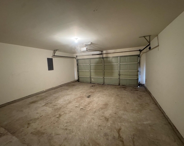 2601 Easton Springs Court - Photo Thumbnail 24