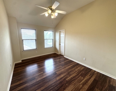 2601 Easton Springs Court - Photo Thumbnail 34