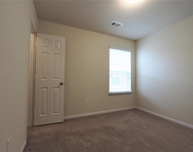 3314 Madison Elm Street - Photo Thumbnail 16