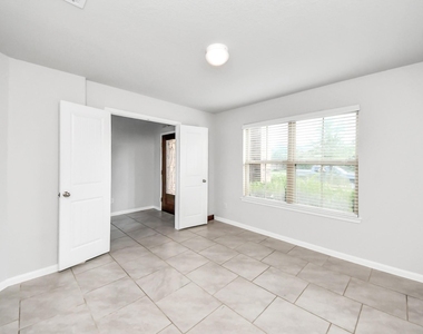 18319 Pin Oak Lake Drive - Photo Thumbnail 28