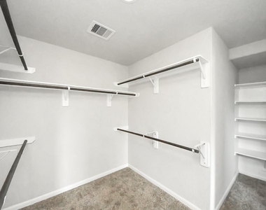 18319 Pin Oak Lake Drive - Photo Thumbnail 23