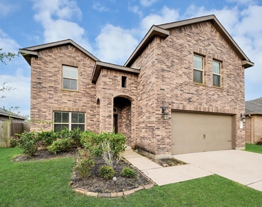 18319 Pin Oak Lake Drive - Photo Thumbnail 3