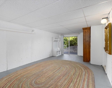 387 Main - Photo Thumbnail 15