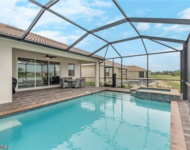 10284 Livorno Drive - Photo Thumbnail 18