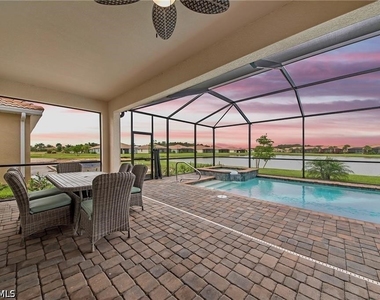 10284 Livorno Drive - Photo Thumbnail 19