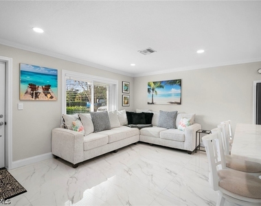 191 Abbey Lane - Photo Thumbnail 3