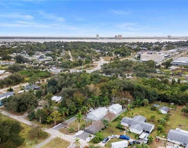 191 Abbey Lane - Photo Thumbnail 42