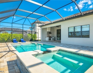 19752 Beechcrest Place - Photo Thumbnail 28
