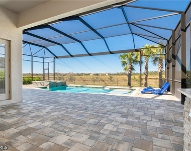 19752 Beechcrest Place - Photo Thumbnail 25