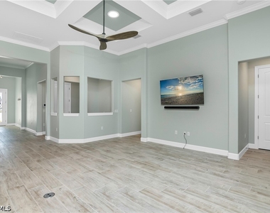19752 Beechcrest Place - Photo Thumbnail 2