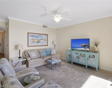 17961 Bonita National Boulevard - Photo Thumbnail 11