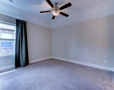 19403 Trinity River Drive - Photo Thumbnail 24