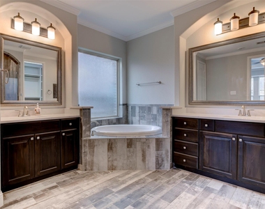 19403 Trinity River Drive - Photo Thumbnail 11