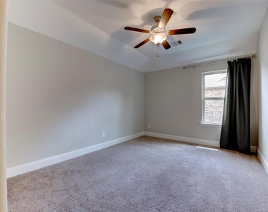 19403 Trinity River Drive - Photo Thumbnail 22