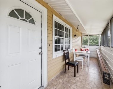 1108 Truman Avenue - Photo Thumbnail 12