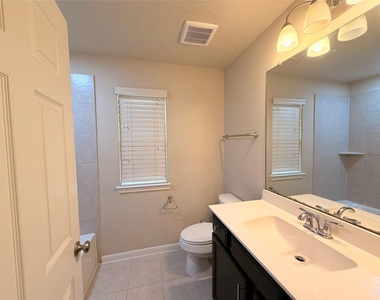 8614 Brookdale Park Lane - Photo Thumbnail 3