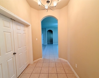 8614 Brookdale Park Lane - Photo Thumbnail 11