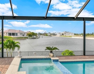 3227 Embers Parkway W - Photo Thumbnail 2