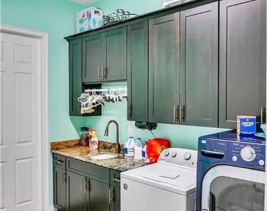 3227 Embers Parkway W - Photo Thumbnail 13