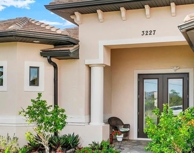 3227 Embers Parkway W - Photo Thumbnail 26