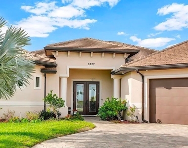 3227 Embers Parkway W - Photo Thumbnail 9