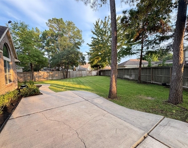 6311 Auburn Terrace Court - Photo Thumbnail 31
