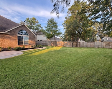 6311 Auburn Terrace Court - Photo Thumbnail 30