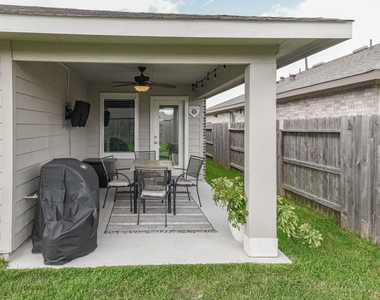 13009 Oleander Bay Lane - Photo Thumbnail 5