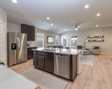 13009 Oleander Bay Lane - Photo Thumbnail 10