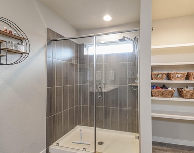 13009 Oleander Bay Lane - Photo Thumbnail 21