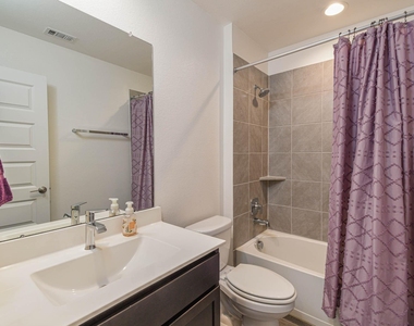 13009 Oleander Bay Lane - Photo Thumbnail 25