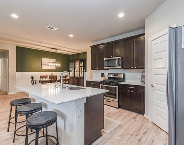 13009 Oleander Bay Lane - Photo Thumbnail 12