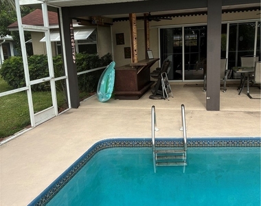 519 Se 20th Court - Photo Thumbnail 17