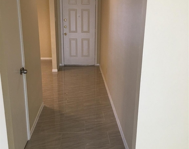 4331 Smooth Oak Lane - Photo Thumbnail 3