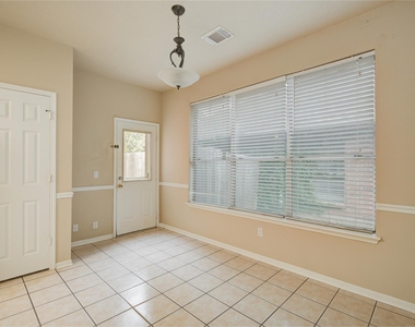 18422 Auburn Woods Drive - Photo Thumbnail 19
