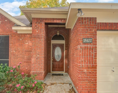 18422 Auburn Woods Drive - Photo Thumbnail 2