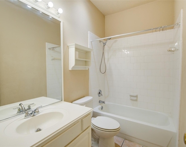 18422 Auburn Woods Drive - Photo Thumbnail 34