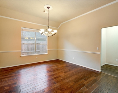 18422 Auburn Woods Drive - Photo Thumbnail 15