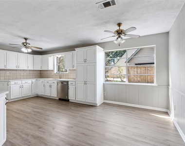 4106 Cypress Hill Drive - Photo Thumbnail 11