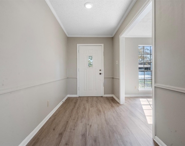 4106 Cypress Hill Drive - Photo Thumbnail 2