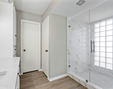 4106 Cypress Hill Drive - Photo Thumbnail 21