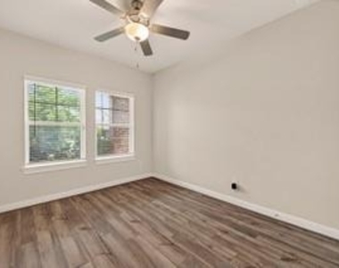 4231 Reese Ravine Lane - Photo Thumbnail 29