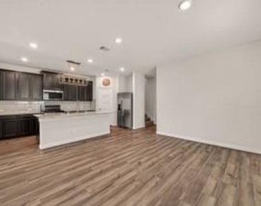 4231 Reese Ravine Lane - Photo Thumbnail 8