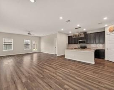 4231 Reese Ravine Lane - Photo Thumbnail 7